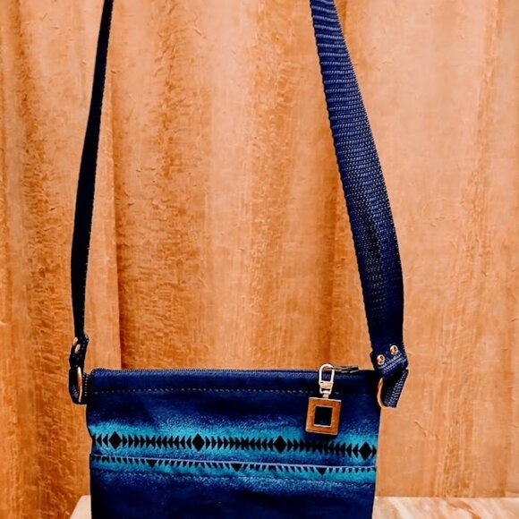 New Southwestern geometric Blue Teal Red Crossbody Zipper Purse shoulder bag - Picture 3 of 7